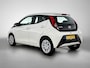 Toyota Aygo 1.0 VVT-i x-play limited | BTW Voertuig | Dealer onderhouden | Apple Carplay/Android auto | Airco | achteruitrijcamera |