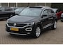 Volkswagen T-Roc 1.5 TSI Sport / Trekhaak / Panoramadak / Virtual Cockpit / CarPlay / 17'' / LED Koplampen / DAB / ACC
