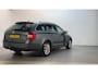 Skoda Octavia Combi 1.0 TSI 116pk 6-bak Greentech Ambition Business Trekhaak Leder-Stof Navigatie Parkeersensoren