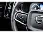 Volvo XC40 Plug-in Hybrid T5 Plus Dark | Adaptieve Cruise Control | Stoel-/Stuurverwarming | Harman Kardon Audio | Navigatie | Koplampreiniging | Getint Glas | Voorruitverwarming |