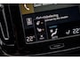 Volvo XC40 Plug-in Hybrid T5 Plus Dark | Adaptieve Cruise Control | Stoel-/Stuurverwarming | Harman Kardon Audio | Navigatie | Koplampreiniging | Getint Glas | Voorruitverwarming |
