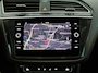 Volkswagen Tiguan 1.5 TSI ACT Comfortline Business | Trekhaak | Navi | Clima | 12 maanden BOVAG |