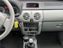 Renault Kangoo 1.6-16V Privilège Airco Dubbele schuifdeur Trekhaak 1150kg trekgewicht 5-persoons Onderhoudshistorie bekend zie foto's Elektrische ramen 5-Persoons