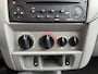 Renault Kangoo 1.6-16V Privilège Airco Dubbele schuifdeur Trekhaak 1150kg trekgewicht 5-persoons Onderhoudshistorie bekend zie foto's Elektrische ramen 5-Persoons