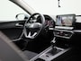 SEAT Leon 1.5 TSI Style Business Intense Airco | Achteruitrijcamera | Apple Carplay | Android Auto | Bluetooth | Cruise Control Adaptief | Lederen Stuurwiel | Lichtmetalen Velgen | Navigatie Systeem | Multi-media Scherm | Parkeersensor Voor en Achter | Stuurwiel Multifunctioneel