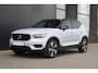 Volvo XC40 1.5 T4 Recharge R-Design Expression | Trekhaak | Apple CarPlay | Stoelverwarming | Camera |