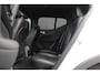 Volvo XC40 1.5 T4 Recharge R-Design Expression | Trekhaak | Apple CarPlay | Stoelverwarming | Camera |