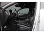 Volvo XC40 1.5 T4 Recharge R-Design Expression | Trekhaak | Apple CarPlay | Stoelverwarming | Camera |