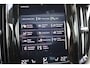 Volvo XC60 2.0 T8 Twin Engine AWD Inscription Pano-dak/Trekhaak/Memory-stoel/360-camera/Stoelverwarming