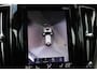 Volvo XC60 2.0 T8 Twin Engine AWD Inscription Pano-dak/Trekhaak/Memory-stoel/360-camera/Stoelverwarming