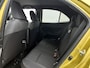 Toyota Yaris Cross 1.5 Hybrid First Edition + | BTW voertuig | Dodehoek detectie | Stoel+stuurverwarming | Elektrische achterklep | Parkeersensoren voor+achter | Draadloze telefoonlader | Apple CarPlay/Android Auto |