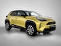 Toyota Yaris Cross 1.5 Hybrid First Edition + | BTW voertuig | Dodehoek detectie | Stoel+stuurverwarming | Elektrische achterklep | Parkeersensoren voor+achter | Draadloze telefoonlader | Apple CarPlay/Android Auto |
