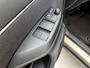 Toyota Yaris Cross 1.5 Hybrid First Edition + | BTW voertuig | Dodehoek detectie | Stoel+stuurverwarming | Elektrische achterklep | Parkeersensoren voor+achter | Draadloze telefoonlader | Apple CarPlay/Android Auto |