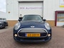 MINI Cooper 5-Deurs 1.5 Business airco APK T/M 13-8-2027