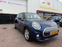 MINI Cooper 5-Deurs 1.5 Business airco APK T/M 13-8-2027