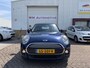 MINI Cooper 5-Deurs 1.5 Business airco APK T/M 13-8-2027