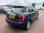 MINI Cooper 5-Deurs 1.5 Business airco APK T/M 13-8-2027