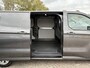 Ford Transit Custom 320 2.0 TDCI L2H1 Limited 136pk | Trekhaak | Stoel- & Stuurwielverwarming | Navigatie | LM Velgen | Doorschuifluik | Passagiersbank |