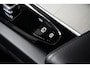 Volvo XC60 2.0 T6 Plug-in hybrid AWD Ultimate Bright | Luchtvering | Panoramadak | Harman/Kardon | 360 Camera | Pilot Assist