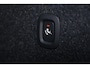 Volvo XC40 B3 Plus Dark - IntelliSafe Assist & Surround - 360º Camera - Verwarmde voorstoelen, stuur & achterbank - Parkeersensoren voor & achter - Elektr. bedienb. voorstoelen met geheugen links - Draadloze tel. lader - Standkachel - Extra getint glas - Inklapbare trekhaak - 18' LMV