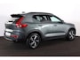 Volvo XC40 B3 Plus Dark - IntelliSafe Assist & Surround - 360º Camera - Verwarmde voorstoelen, stuur & achterbank - Parkeersensoren voor & achter - Elektr. bedienb. voorstoelen met geheugen links - Draadloze tel. lader - Standkachel - Extra getint glas - Inklapbare trekhaak - 18' LMV