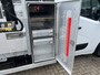 Renault Master T35 2.3 dCi L2 Energy Hiab Laadkraan T-CLX 013 Trekhaak 2500 kg Airco 2-Persoons Open laadbak Pick-up Euro 6 Verkeersbord Actiebord Pijlenbord Bakwagen P-up 1e eigenaar ex gemeente Hydraulische kraan