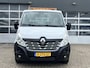 Renault Master T35 2.3 dCi L2 Energy Hiab Laadkraan T-CLX 013 Trekhaak 2500 kg Airco 2-Persoons Open laadbak Pick-up Euro 6 Verkeersbord Actiebord Pijlenbord Bakwagen P-up 1e eigenaar ex gemeente Hydraulische kraan