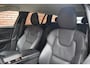Volvo V60 B4 212PK Plus Dark | Trekhaak | Lighting |