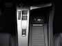 Peugeot e-308 SW Allure EV 54 kWh | SOH 93% | Stoelverwarming | Stuurverwarming | Navigatie | Verwamde Voorruit | Camera | Parkeersensoren Voor en Achter | 18" Lichtmetalen Velgen | Keyless