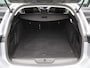 Peugeot e-308 SW Allure EV 54 kWh | SOH 93% | Stoelverwarming | Stuurverwarming | Navigatie | Verwamde Voorruit | Camera | Parkeersensoren Voor en Achter | 18" Lichtmetalen Velgen | Keyless