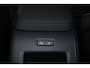 Volvo XC60 T8 Recharge AWD Plus Black Edition - Panorama/schuifdak - IntelliSafe Assist & Surround - 360º Camera - Harman/Kardon audio - Adaptieve LED koplampen - Verwarmde voorstoelen, stuur & achterbank - Parkeersensoren voor & achter - Elektr. bedienb. voorstoelen met geheugen - Head up display - Draadloze tel. lader - Extra getint glas - Inklapbare trekhaak - 21' LMV