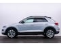 Volkswagen T-Roc 1.5 TSI Sport Pano/Navi/ACC