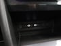 Volkswagen Tiguan 1.5 TSI R-Line Business+ 150PK DSG Trekhaak, Achteruitrijcamera, Black Style, Voorruitverwarming, Stoel-Stuurverwarming, Side Assist, 19" LM Velgen