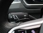 Volkswagen Tiguan 1.5 TSI R-Line Business+ 150PK DSG Trekhaak, Achteruitrijcamera, Black Style, Voorruitverwarming, Stoel-Stuurverwarming, Side Assist, 19" LM Velgen