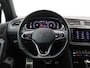 Volkswagen Tiguan 1.5 TSI R-Line Business+ 150PK DSG Trekhaak, Achteruitrijcamera, Black Style, Voorruitverwarming, Stoel-Stuurverwarming, Side Assist, 19" LM Velgen