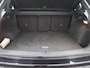 Volkswagen Tiguan 1.5 TSI R-Line Business+ 150PK DSG Trekhaak, Achteruitrijcamera, Black Style, Voorruitverwarming, Stoel-Stuurverwarming, Side Assist, 19" LM Velgen