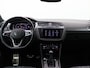 Volkswagen Tiguan 1.5 TSI R-Line Business+ 150PK DSG Trekhaak, Achteruitrijcamera, Black Style, Voorruitverwarming, Stoel-Stuurverwarming, Side Assist, 19" LM Velgen