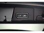 Volvo XC60 2.0 T8 Plug-in hybrid AWD Plus Black Edition | Achterbank verwarmd | Achteruitrijcamera | Elektrisch verstelb. bestuurdersstoel met geheugen