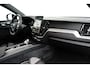 Volvo XC60 2.0 T8 Plug-in hybrid AWD Plus Black Edition | Achterbank verwarmd | Achteruitrijcamera | Elektrisch verstelb. bestuurdersstoel met geheugen
