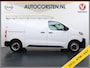 Opel Vivaro-e L2H1 75kWh Autom. 3-Persoons 360°Camera Navi Imperiaal Trekhaak Apple Carplay Android Auto Pdc Cruise Control SOH 88.5% DAB Bluetooth Betonplex Vloer Wandbetimmering Schuifdeur Regen-Lichtsensor 1.000KG Trekgewicht 1e Eigenaar Dealeronderhouden