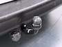 Opel Vivaro-e L2H1 75kWh Autom. 3-Persoons 360°Camera Navi Imperiaal Trekhaak Apple Carplay Android Auto Pdc Cruise Control SOH 88.5% DAB Bluetooth Betonplex Vloer Wandbetimmering Schuifdeur Regen-Lichtsensor 1.000KG Trekgewicht 1e Eigenaar Dealeronderhouden