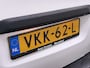 Opel Vivaro-e L2H1 75kWh Autom. 3-Persoons 360°Camera Navi Imperiaal Trekhaak Apple Carplay Android Auto Pdc Cruise Control SOH 88.5% DAB Bluetooth Betonplex Vloer Wandbetimmering Schuifdeur Regen-Lichtsensor 1.000KG Trekgewicht 1e Eigenaar Dealeronderhouden
