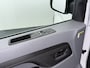 Opel Vivaro-e L2H1 75kWh Autom. 3-Persoons 360°Camera Navi Imperiaal Trekhaak Apple Carplay Android Auto Pdc Cruise Control SOH 88.5% DAB Bluetooth Betonplex Vloer Wandbetimmering Schuifdeur Regen-Lichtsensor 1.000KG Trekgewicht 1e Eigenaar Dealeronderhouden