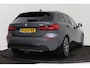 BMW 1-Serie 118i High Executive | Panoramadak | Org NL | CarPlay | 18" Velgen | Navigatie | Stoelverwarming | Digital Cockpit |
