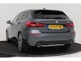 BMW 1-Serie 118i High Executive | Panoramadak | Org NL | CarPlay | 18" Velgen | Navigatie | Stoelverwarming | Digital Cockpit |