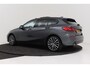 BMW 1-Serie 118i High Executive | Panoramadak | Org NL | CarPlay | 18" Velgen | Navigatie | Stoelverwarming | Digital Cockpit |