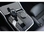 BMW 3-Serie Touring 320e Business Edition Plus | Trekhaak | Panoramadak | CarPlay | Stoelverwarming | Sportstoelen | PDC V+A | NAP
