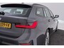 BMW 3-Serie Touring 320e Business Edition Plus | Trekhaak | Panoramadak | CarPlay | Stoelverwarming | Sportstoelen | PDC V+A | NAP