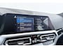 BMW 3-Serie Touring 320e Business Edition Plus | Trekhaak | Panoramadak | CarPlay | Stoelverwarming | Sportstoelen | PDC V+A | NAP