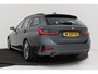BMW 3-Serie Touring 320e Business Edition Plus | Trekhaak | Panoramadak | CarPlay | Stoelverwarming | Sportstoelen | PDC V+A | NAP